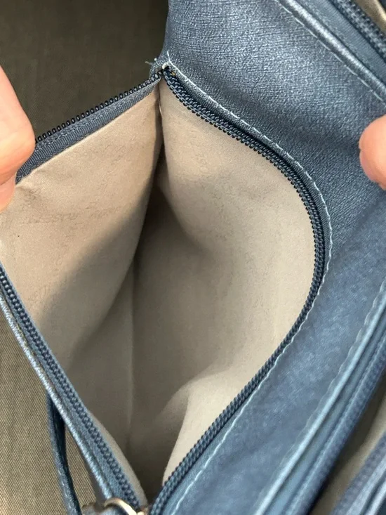 Women's Navy Crossbody Bag with Front Pocket and Chain Strap - Picture 13 of 16